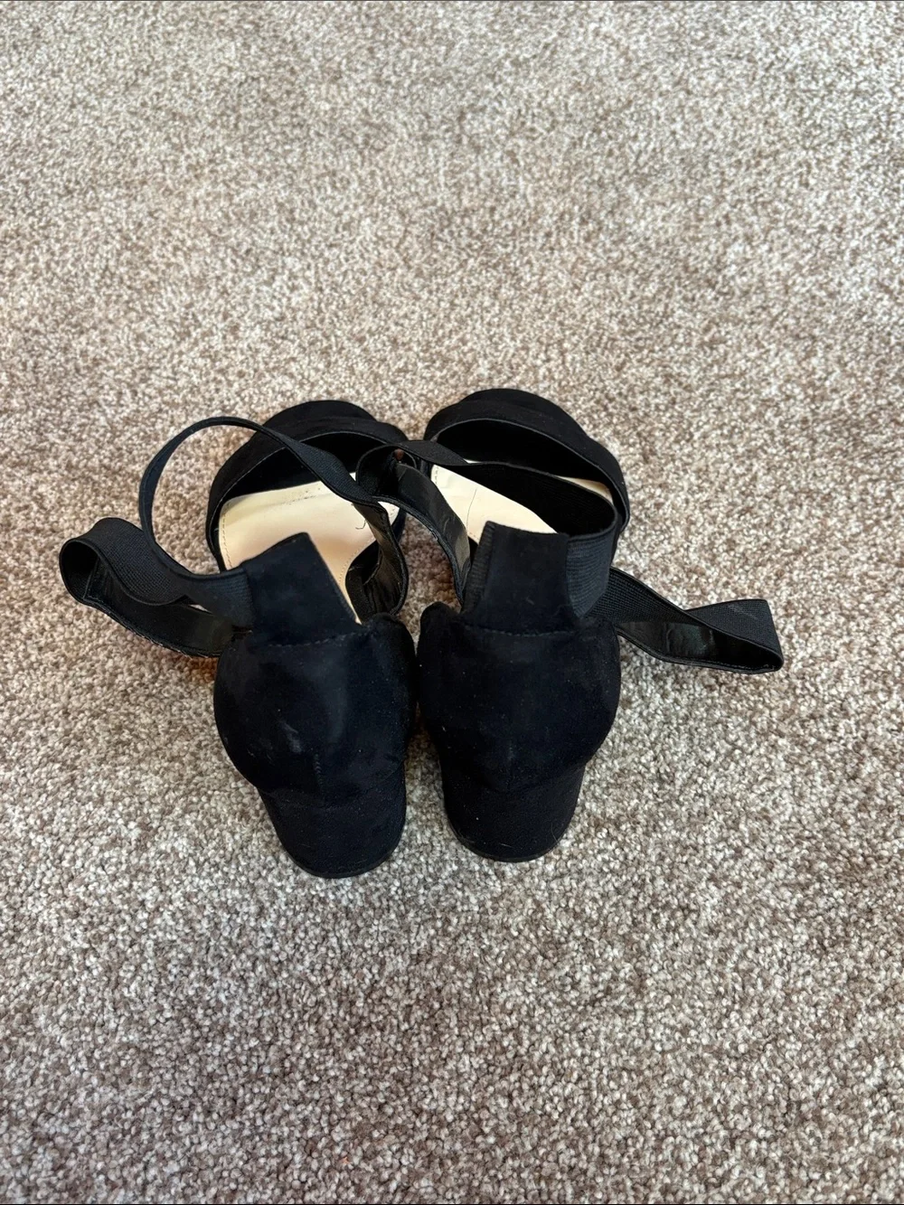Liz Claiborne Black Cross-Strap Block Heel Sandals